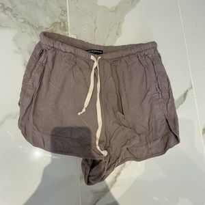 Brandy Melville shorts!